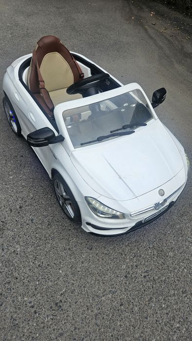 Детский автомобиль машина