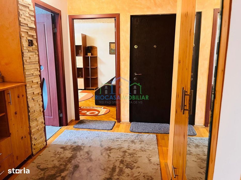 Apartament primitor 2 camere, George Enescu - zona Liceul Energetic