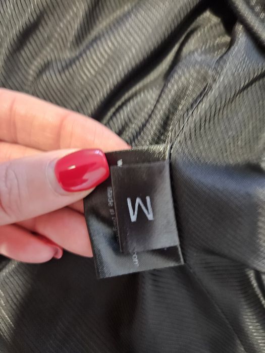 Дамско черно палто Decalogue