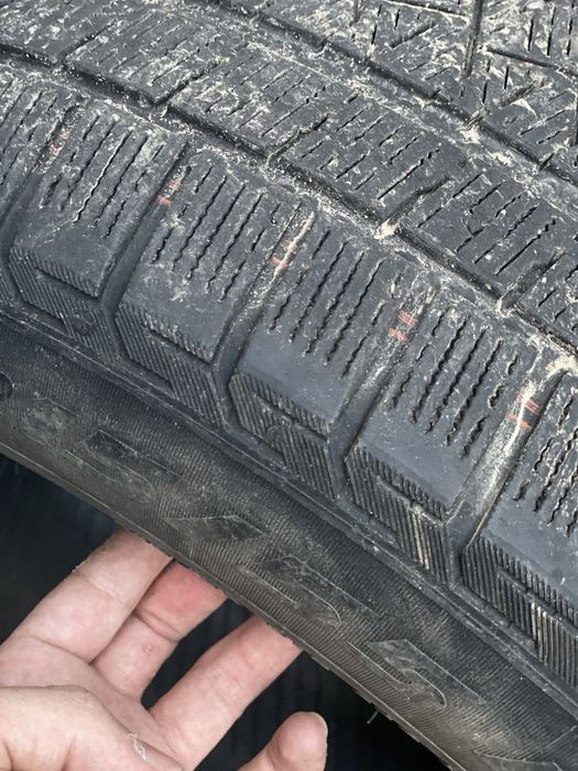 Шины Pirelli зимние.