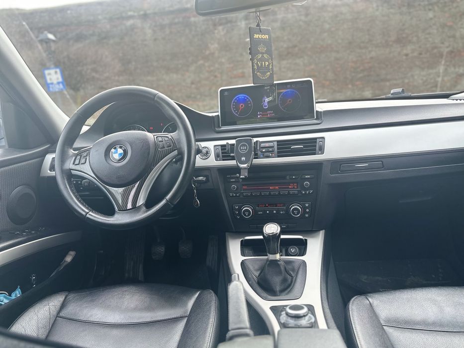 Vând Bmw seria 3 e90 X Drive 177cp an 2009