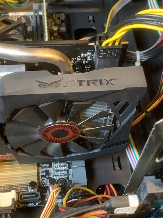 Настолен компютър Gtx 950,i3 6300,8ram