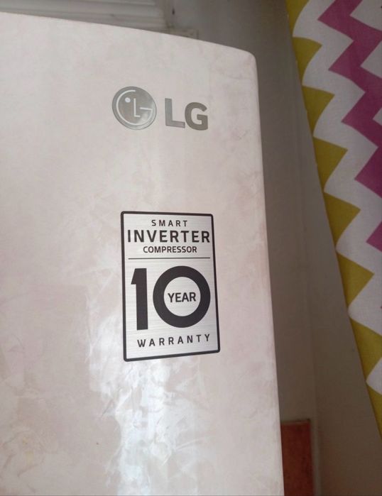 Холодильник LG в отличном состоянии!