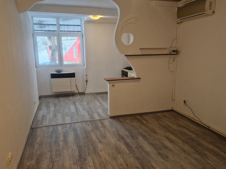 Garsoniera de vinzare sau schimb cu apartament micro 17