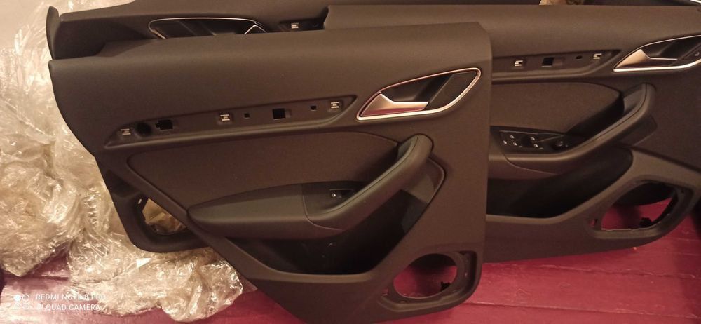 Сиденья и обшивка Audi Q3