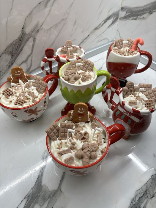 Коледни подаръци - свещи в чашка