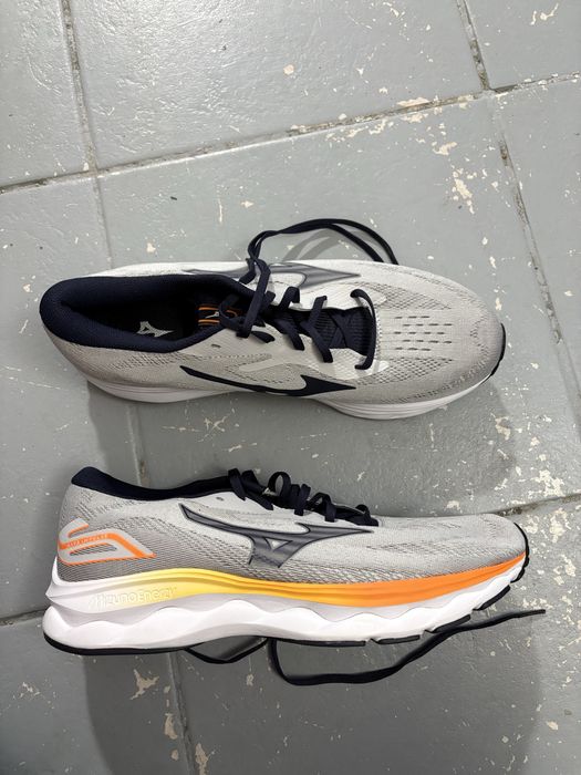Mizuno Wave Impulse Barbat