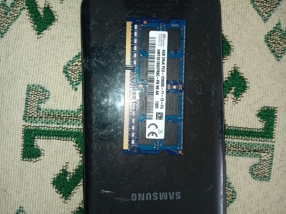 SK HYNIS DDR3 SO-Dimm продам срочно