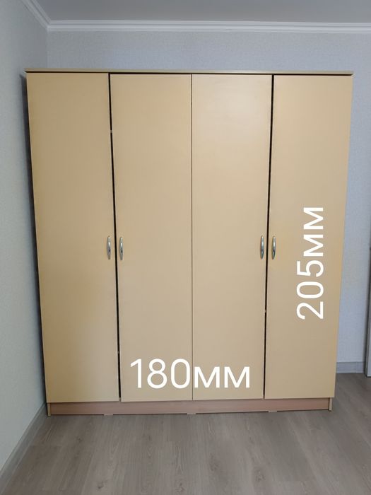 Шкаф плательный для одежды