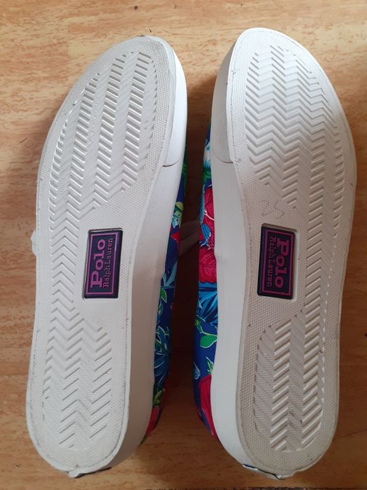 Нови мъжки кецове