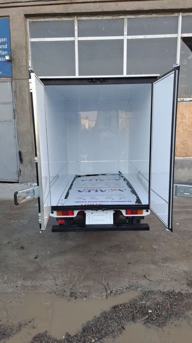 Лабо юк фургон изотермик