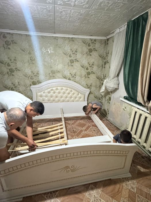 Спальный гарнитур продаётся .Срочно продаётся Б/у