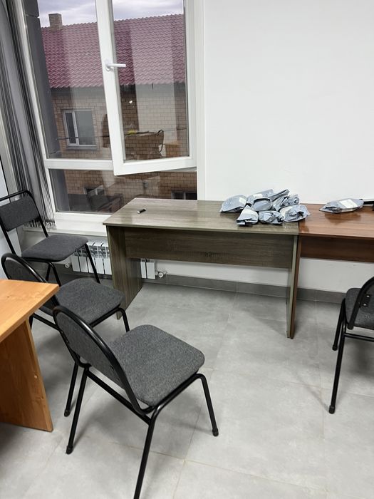 Парты стуля стол