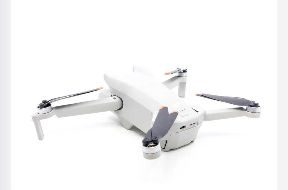 Drona dji mini 3