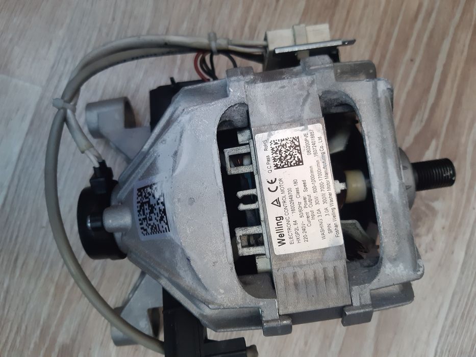 Запчасти на стиральную машину индезит