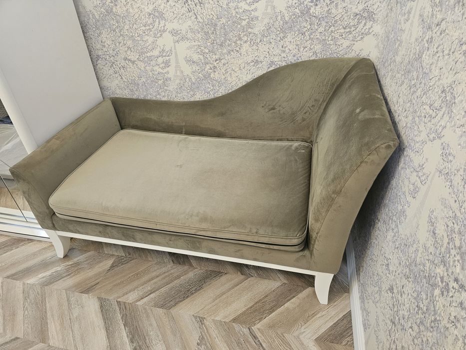 Диван/мягкая мебель