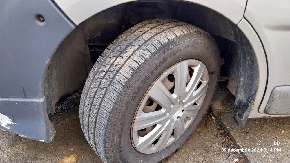 Opel Vivaro L2H2 1870 cmc, 101 CP,  AC