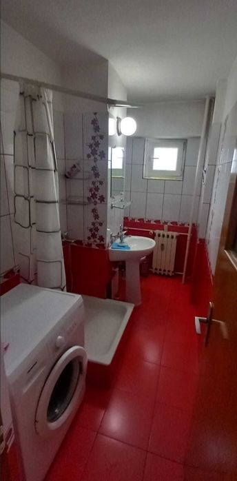 PROPRIETAR Vand Garsoniera Costin Georgian Bl. 1992, S.T. 43.73mp