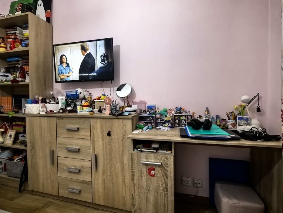 Vând set mobilier tineret - culoare Stejar sonoma