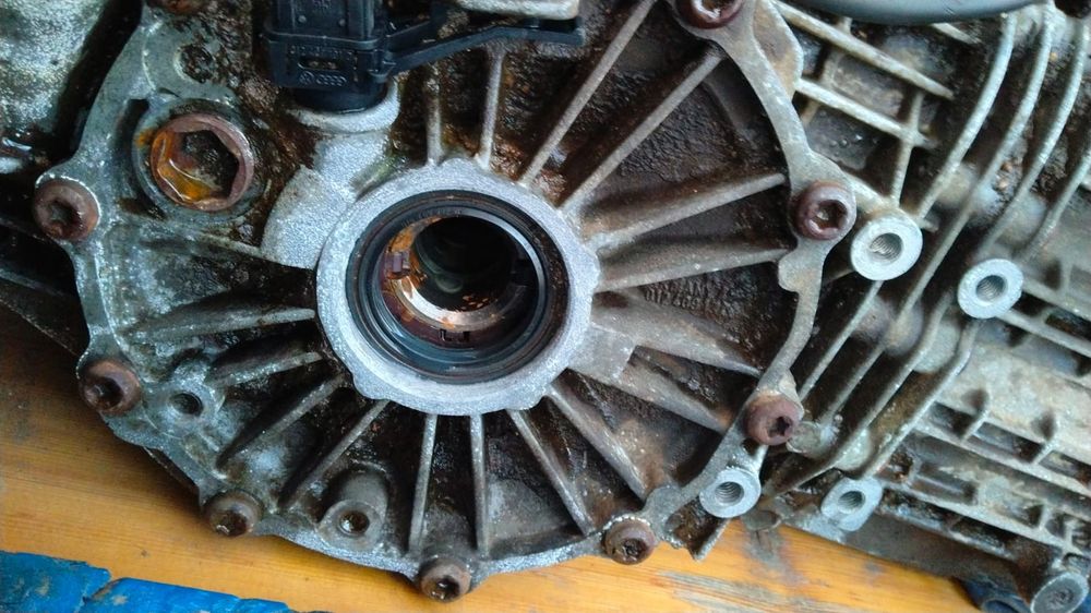 Продам коробку на Ауди