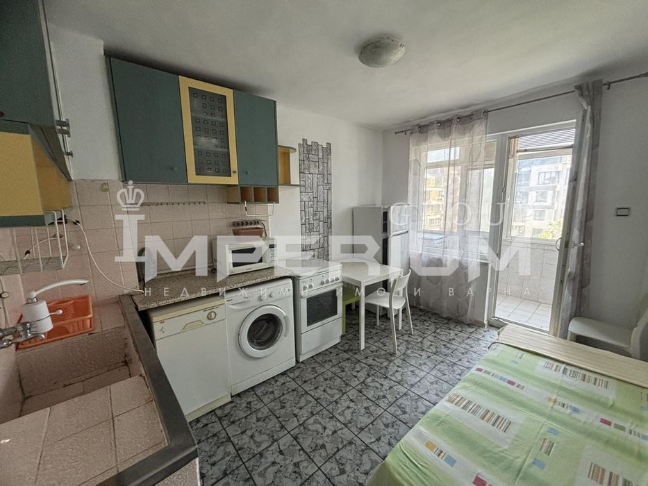 Дава се под наем Тристаен апартамент в Варна, Лятно кино Тракия - 80 кв.м за 612 € - Снимка #3