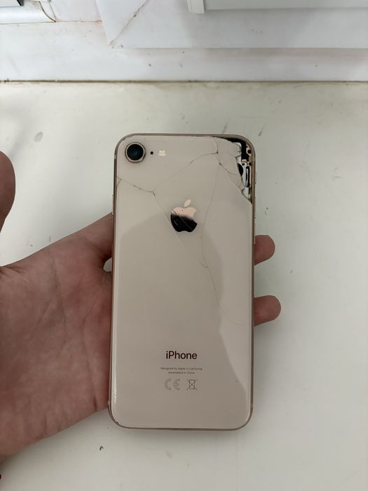 Айфон 8 128гб сатылат