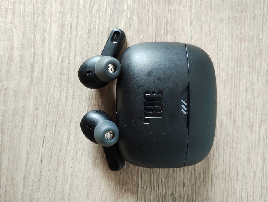 JBL Tune Beam Bluetooth безжични слушалки