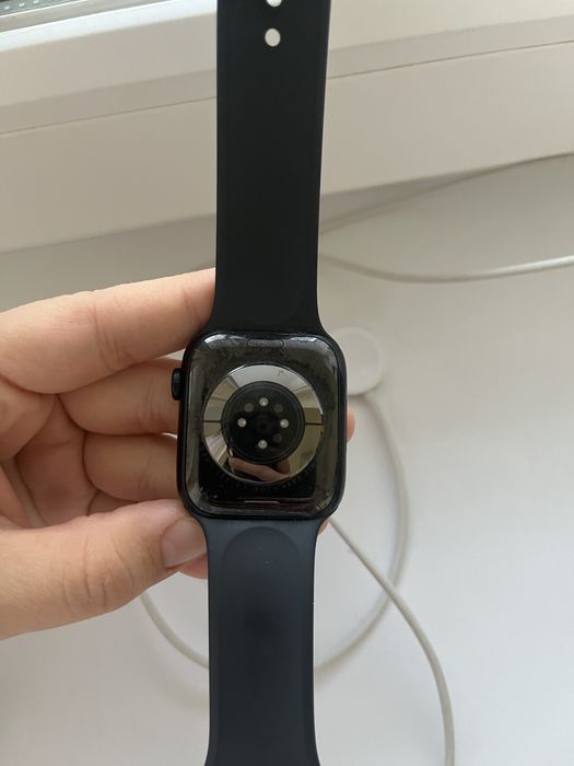 Продам Apple Watch Series 7 45 мм