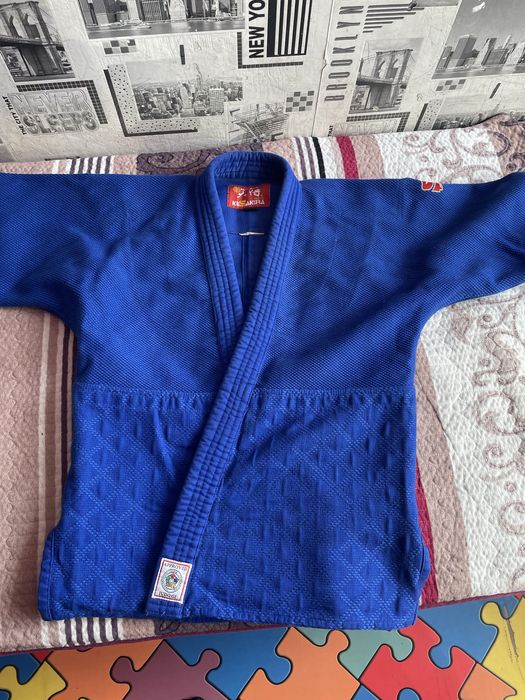 срочно продам кимано Sakura
