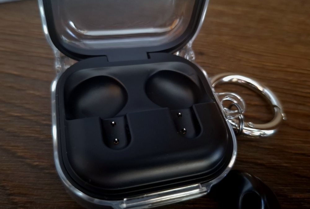 Samsung Galaxy Buds 4 - безжични слушалки с ANC, чисто нови + подарък оригинален защитен кейс