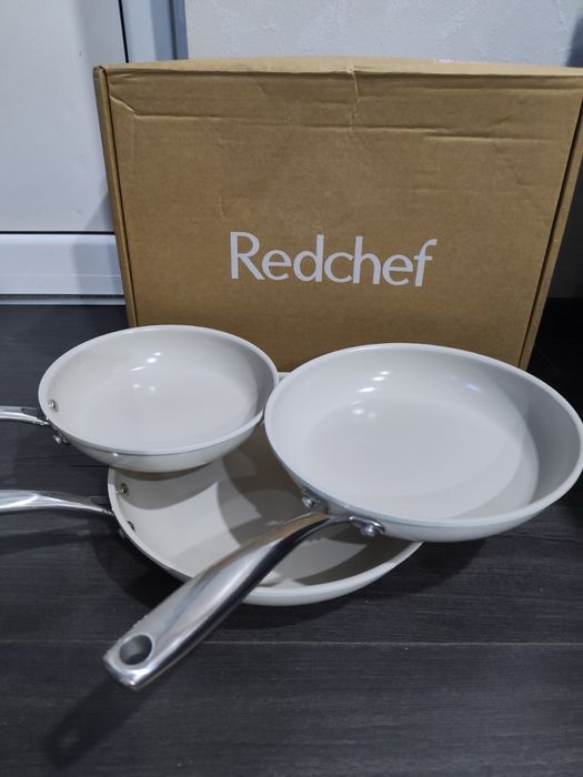 Комплект тигани с незалепващо покритие Redchef