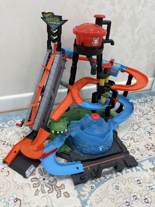 Трек трасса Hot Wheels Aligator