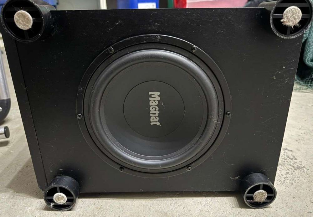 Subwoofer Magnat Alpha 25A Activ
