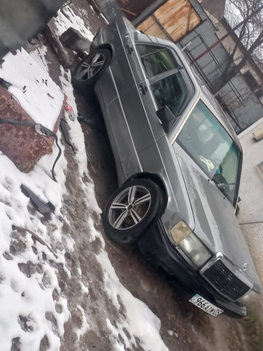 Продам мерседес 190