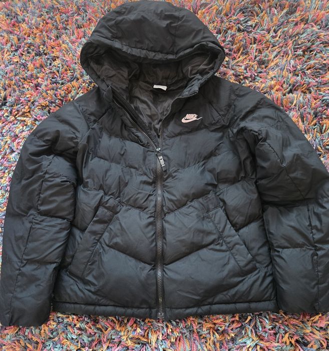 Зимно яке Nike за момиче 147-158см