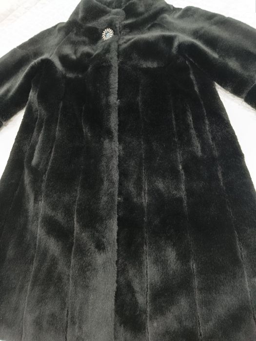 Продам шубу мутон в отличном состоянии