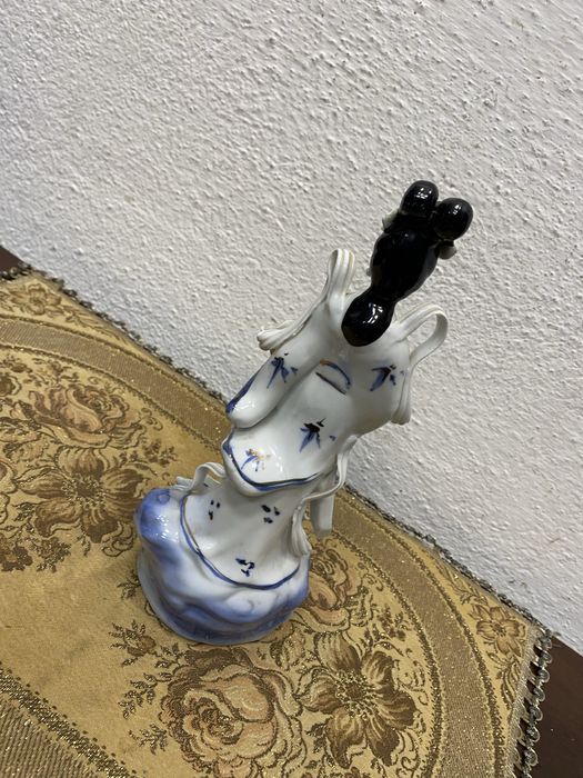 Японска фигура от порцелан