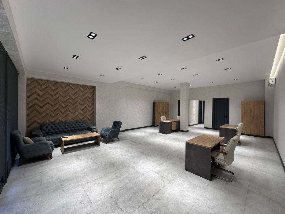 Аренда нежилое помещение под офис. 128м2.  С мебелью.