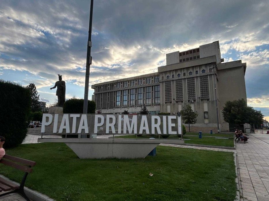 Apartament 2 camere | Ultracentral | Lângă Primărie | 54 mp | Proprietar