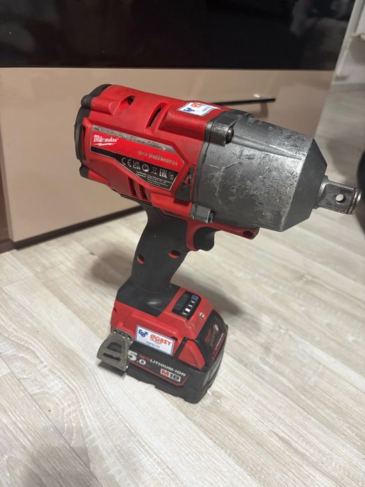 Cheie de Impact cu Inel de Fixare