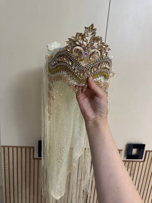 Tilaqosh sotiladi diademalar sotiladi