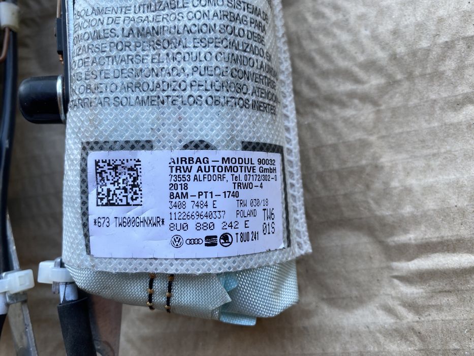Airbag scaun / Airbaguri scaune Audi Q3 : 8U0880241E 8U0880242E
