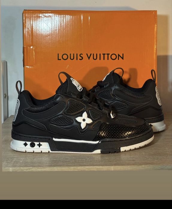 LV Skate Black