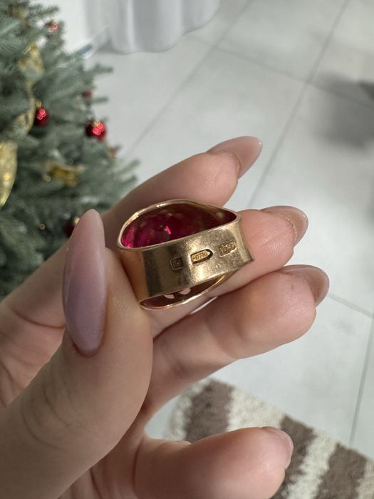 Кольцо золотое с рубином 583 проба
