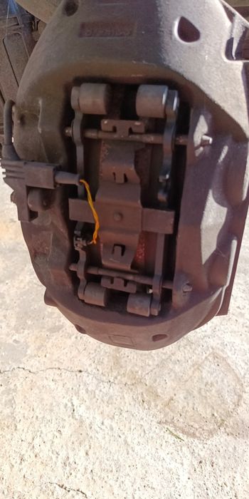 Предни спирачни апарати Brembo за Mercedes W221