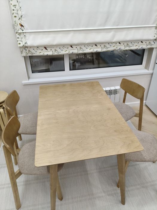 Продам стол со стульями