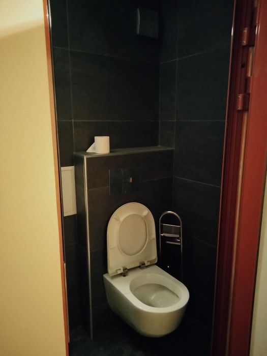 Давам двустаен апартамент под наем