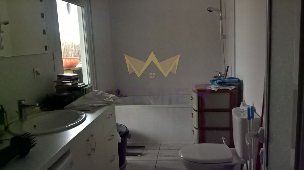 Продава се Къща в с. Хаджи Димитър, Област Добрич - 60 кв.м за 1167 €/кв.м - Снимка #8