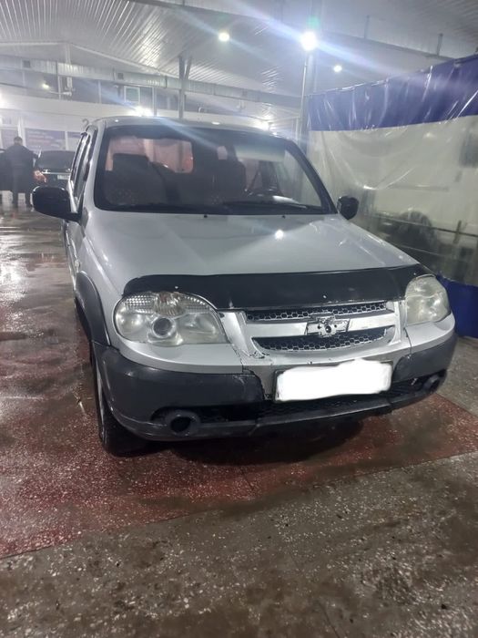 Продам Chevrolet niva 2012