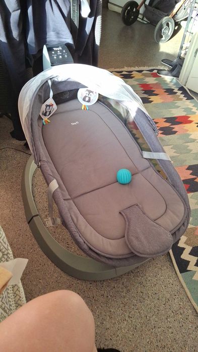 Продам шезлонг для укачивания